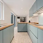 Prachtig, Moderne En Stijlvolle Gezinswoning 6p * Oostende