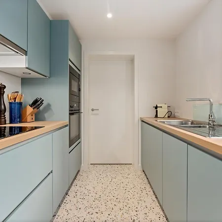 Prachtig, Moderne En Stijlvolle Gezinswoning 6p Oostende