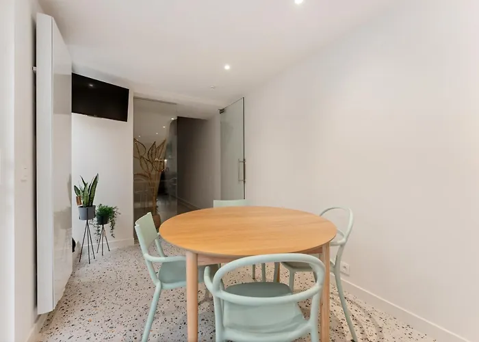 Ferienhaus Prachtig, Moderne En Stijlvolle Gezinswoning 6p Ostende